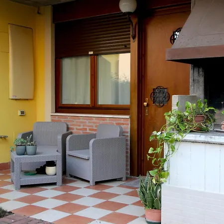 Colazione Da Tiffany Apartment Bussolengo Exterior photo